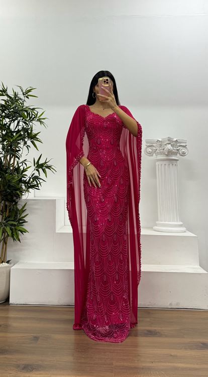 Fuşya İşlemeli Pelerinli  Abiye Elbise